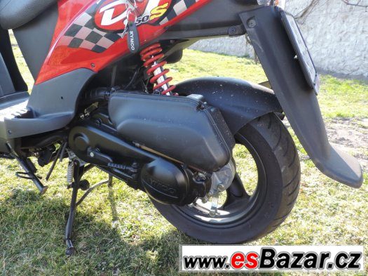 Skútr Kymco DJ 50 – fotografie 4