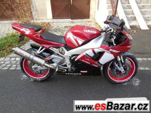Yamaha YZF-R1 – fotografie 2