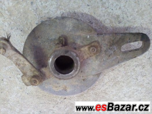 brzdový štít čz 125 T – fotografie 1