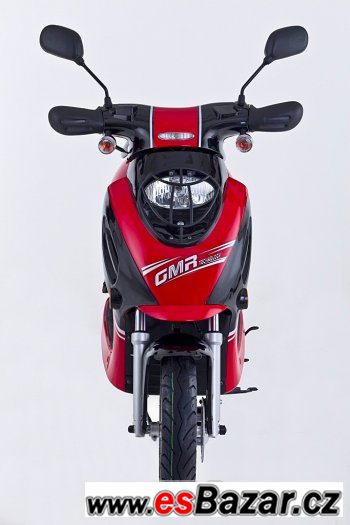 Skútr 125ccm – fotografie 4