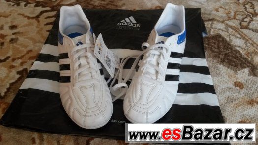 kopačky adidas – fotografie 1