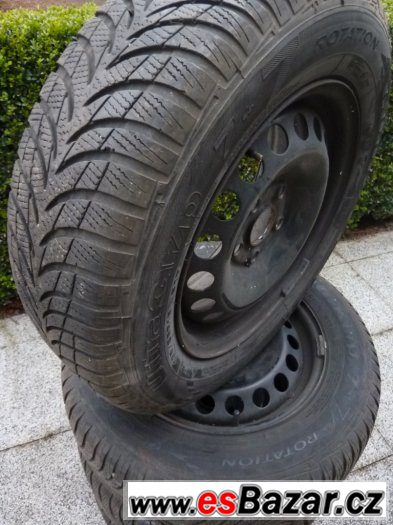 GOOD YEAR Ultra Grip 7+ 195/65 R15 91T zimní,zánovní – fotografie 2