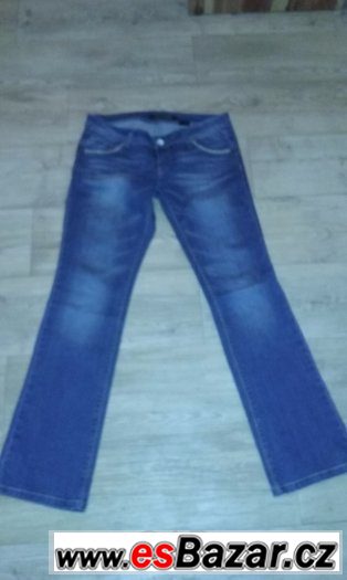 Jeans různé druhy – fotografie 2