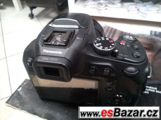 Panasonic DMC-FZ72 s vadou – fotografie 4