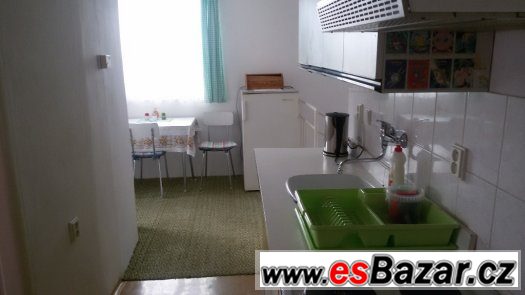APARTMÁN v RD 1+1 s balkonem-okolí HK-super cena-bez kauce – fotografie 2