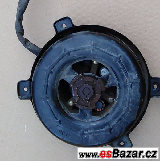 BMW e39 Facelift - Motorek sahary s 3 pin konektorem – fotografie 1
