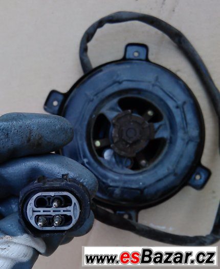 BMW e39 Facelift - Motorek sahary s 3 pin konektorem – fotografie 5