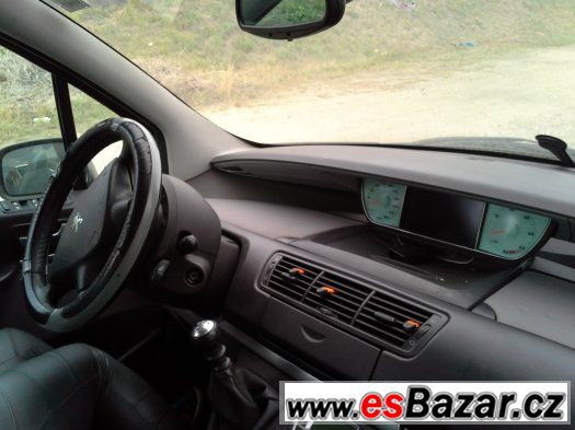 Peugeot 807 – fotografie 5