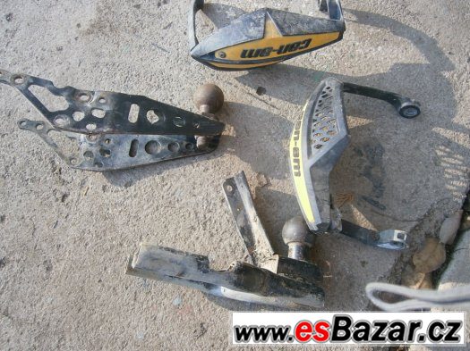 can-am-našlapy nadrz, chladič,plasty pneu – fotografie 4
