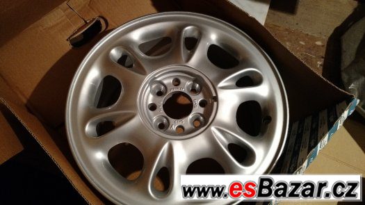 Fiat Marea - originál lité kolo 15"  46761844 – fotografie 1