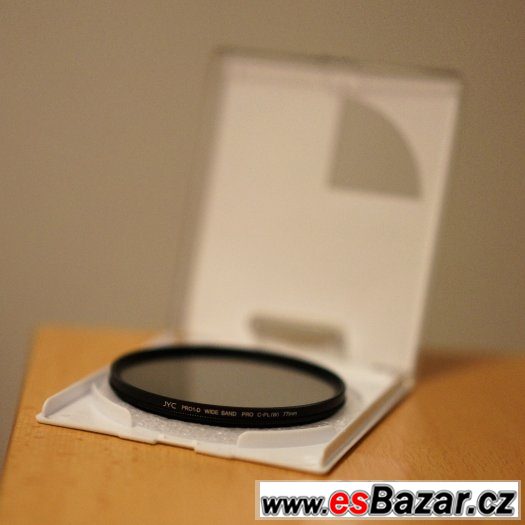 Polarizační filtr 77mm – fotografie 1