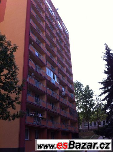 Pronájem bytu 1+1+L v Bílině, Pražské Předměstí – fotografie 1