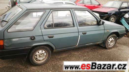Škoda Favorit 135 Forman – fotografie 3