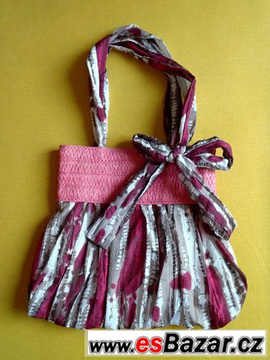 NOVÁ letní kabelka / taška přes rameno, zip, 3 vnitřní kapsy – fotografie 1