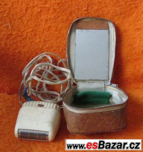Starý elektrický holicí strojek – fotografie 1