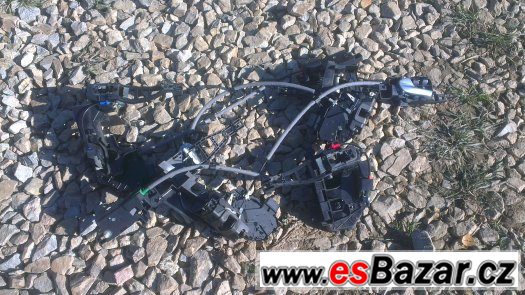 zámky  Mondeo mk4 – fotografie 1