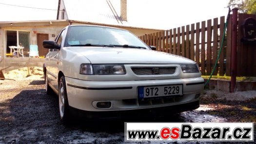 Seat Toledo 1,9 TDi, 66 Kw,  k vidění až 7.12. – fotografie 3