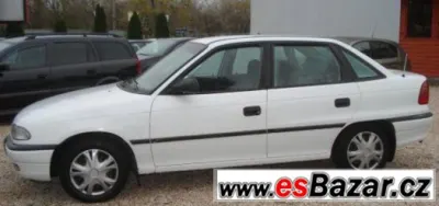 PRODAM DILY NA OPEL ASTRA F 1,7 TD SEDAN