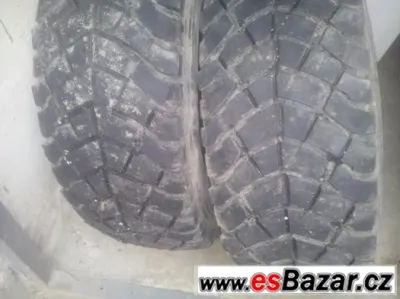 31x10.5 r15
