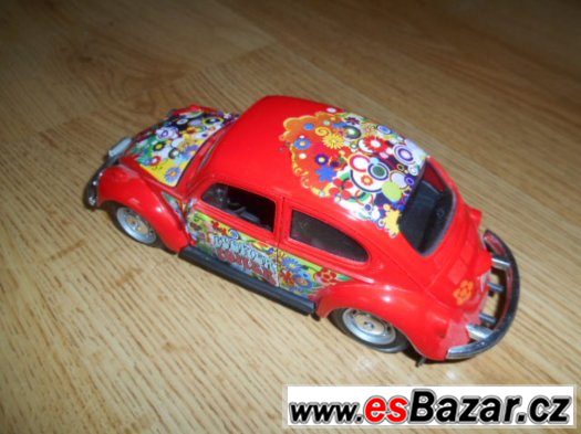 model auta Red Hippie VW Beetle – fotografie 5