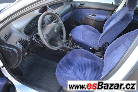 Prodám Peugeot 206 1.1i Klima, Servo, POCTIVÉ KM – fotografie 4