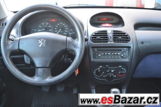 Prodám Peugeot 206 1.1i Klima, Servo, POCTIVÉ KM – fotografie 5