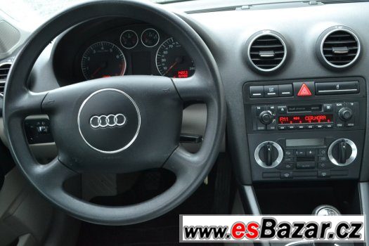 Prodám Audi A3 1.6i digiklima, ESP, serviska, POCTIVÉ KM – fotografie 5
