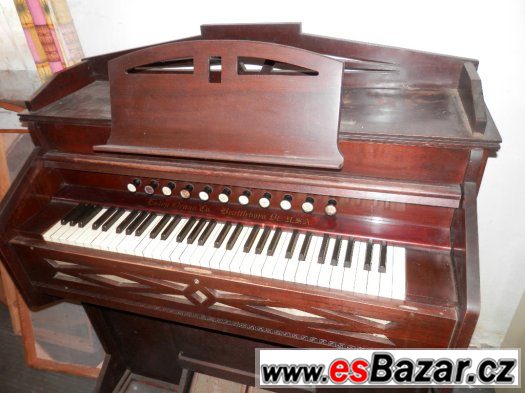 AMERICKÉ HARMONIUM – fotografie 4