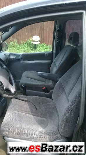 Chrysler Grand Voyager 2,4i r.v.97 – fotografie 3