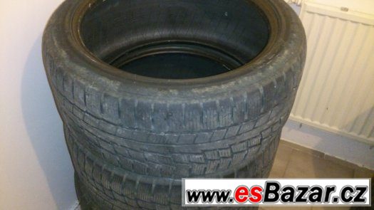 Zimní pneu Nokian 245/40R18 a Conti 195/60R16 – fotografie 1