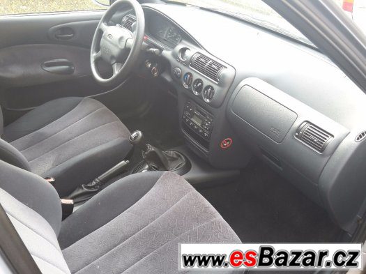 Ford escort 1,6 i r.v 97 – fotografie 5