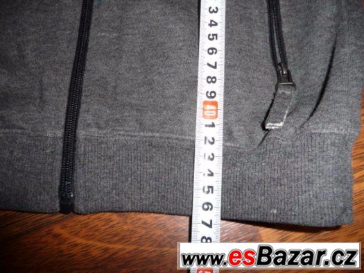 mikina vel. 122 délka 46 cm – fotografie 5