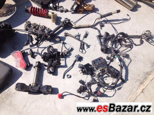 KAWASAKI Z1000 DILY Prodám dily – fotografie 3
