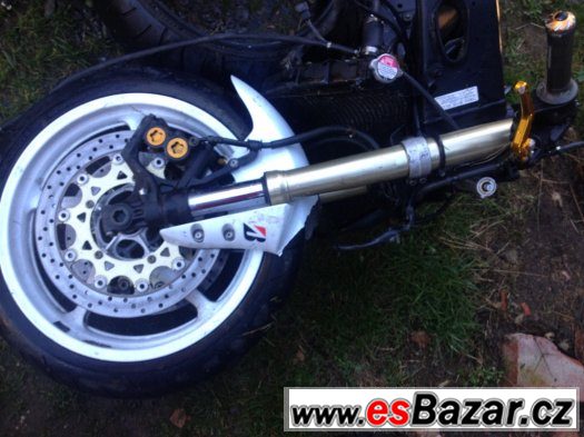 YAMAHA YZF  R1 2005 DILY RN12 – fotografie 2
