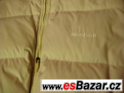 KRÁSNÁ PÉŘOVÁ BUNDA REEBOK VEL. 38/M – fotografie 4