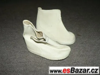 RETRO MALÉ GALOŠKY