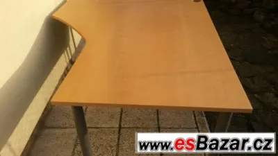 Pracovní kancelářský stůl Kinnarps rohový