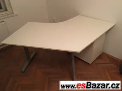 Stůl cca 160120
