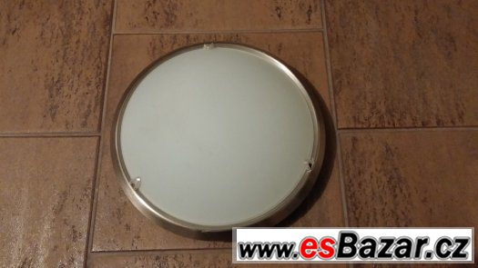 2x Stropní svítidlo (cena za kus 150Kč) – fotografie 1