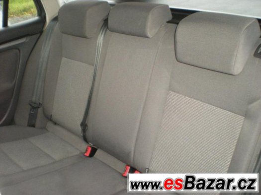 Volkswagen Golf V, 1.6i 75kW, ČR, 1.maj., TOP – fotografie 5
