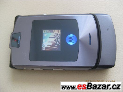 Motorola RazrV3i - "žiletka" na paměť.karty - ZÁRUKA – fotografie 2