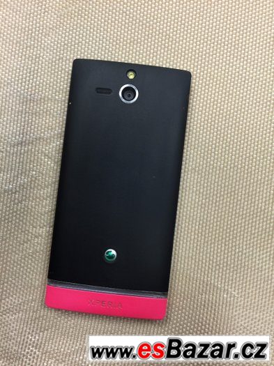 Sony Xperia U st25 hezký stav – fotografie 3
