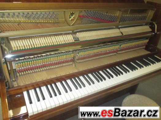 piano, pianino, klavír Petrof – fotografie 4