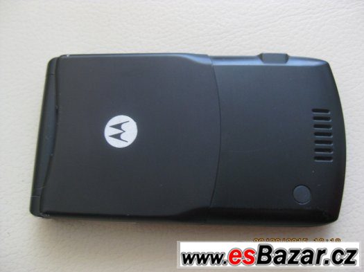 Motorola RazrV3 black, "žiletka",jak má být - ZÁRUKA – fotografie 4