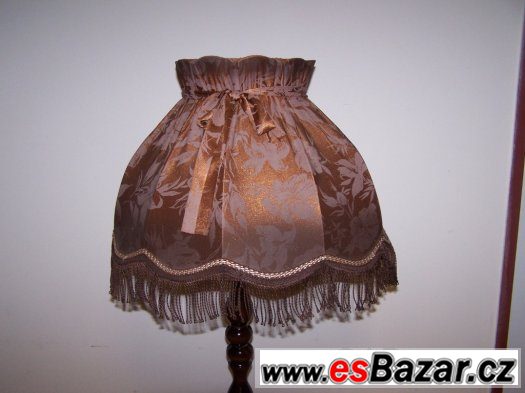 Krásná stojací lampa – fotografie 2