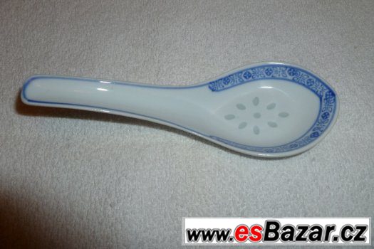 Porcelánová lžíce – fotografie 1
