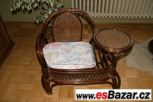 Ratanový stolek – fotografie 2
