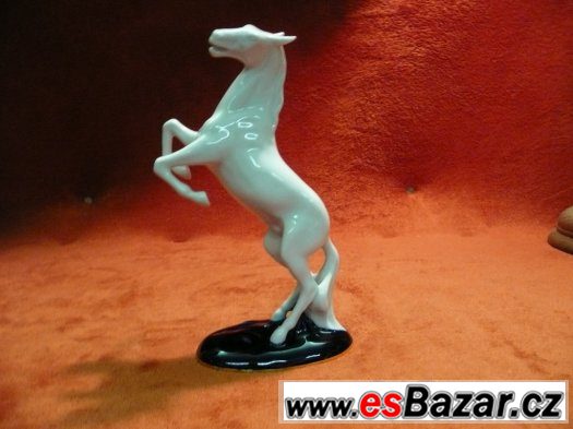 porcelán Royal DUX – fotografie 1