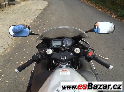 Honda CBR 600 F 2003 v TP 25kw – fotografie 3