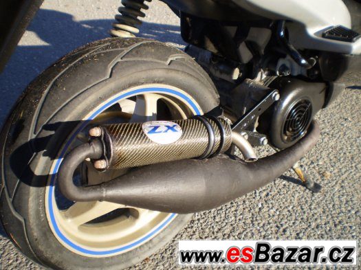 Yamaha Aerox 100 – fotografie 4